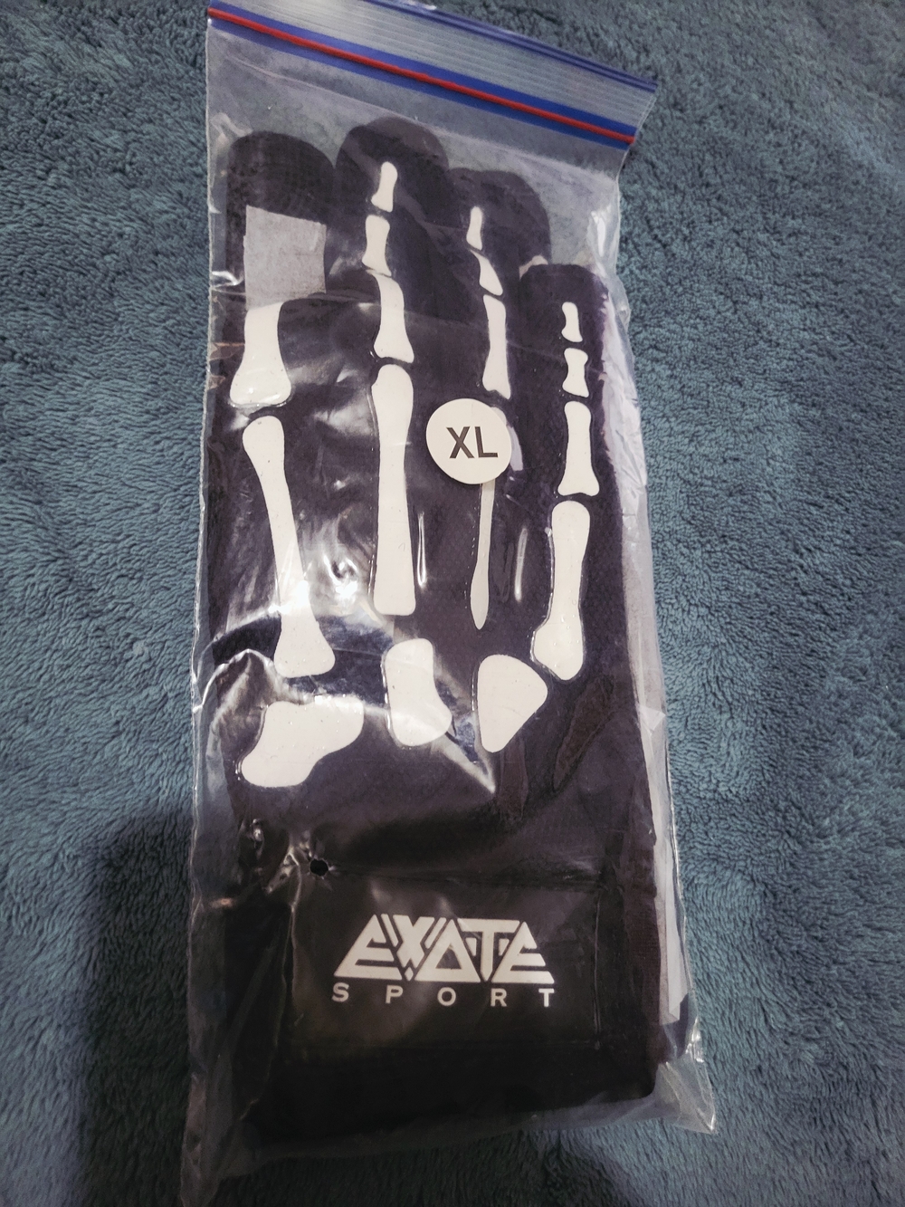 AXATA SPORT Skeleton Gloves - Size XL | Football & Baseball Batting